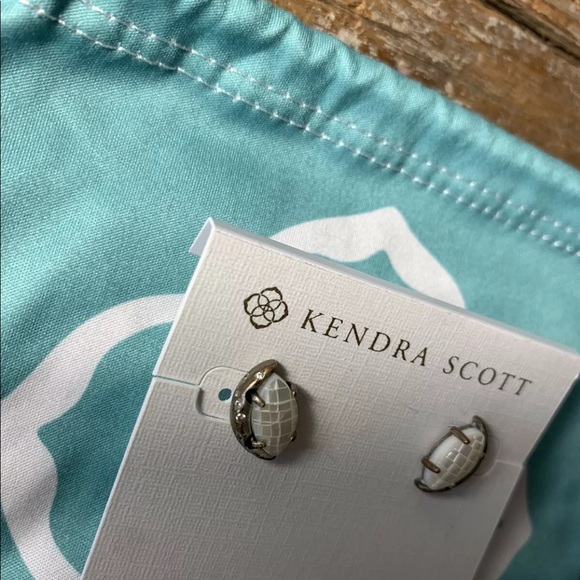 Kendra Scott Maria Quarter Moon Earrings - Picture 5 of 7